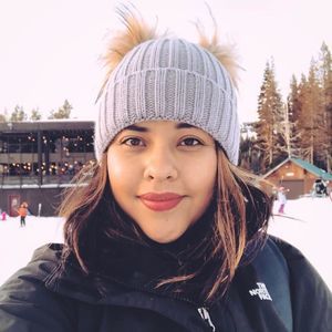 Meet your Posher, Lorena